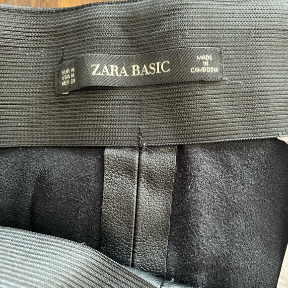 Zara Pants Womens Size Medium Black Basic Faux Leather Pull On Legging Skinny - Picture 2 of 13